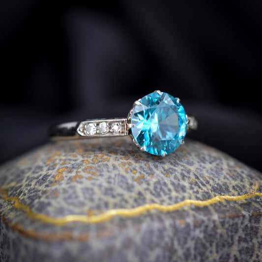 Art Deco Blue Zircon and Diamond Round Solitaire 18ct White Gold Ring