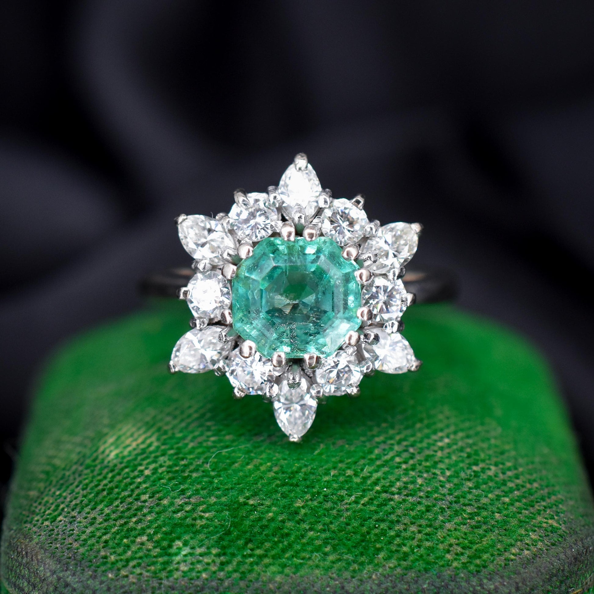 Vintage 1.30ct Natural Emerald and Diamond Snowflake Cluster Gold Ring