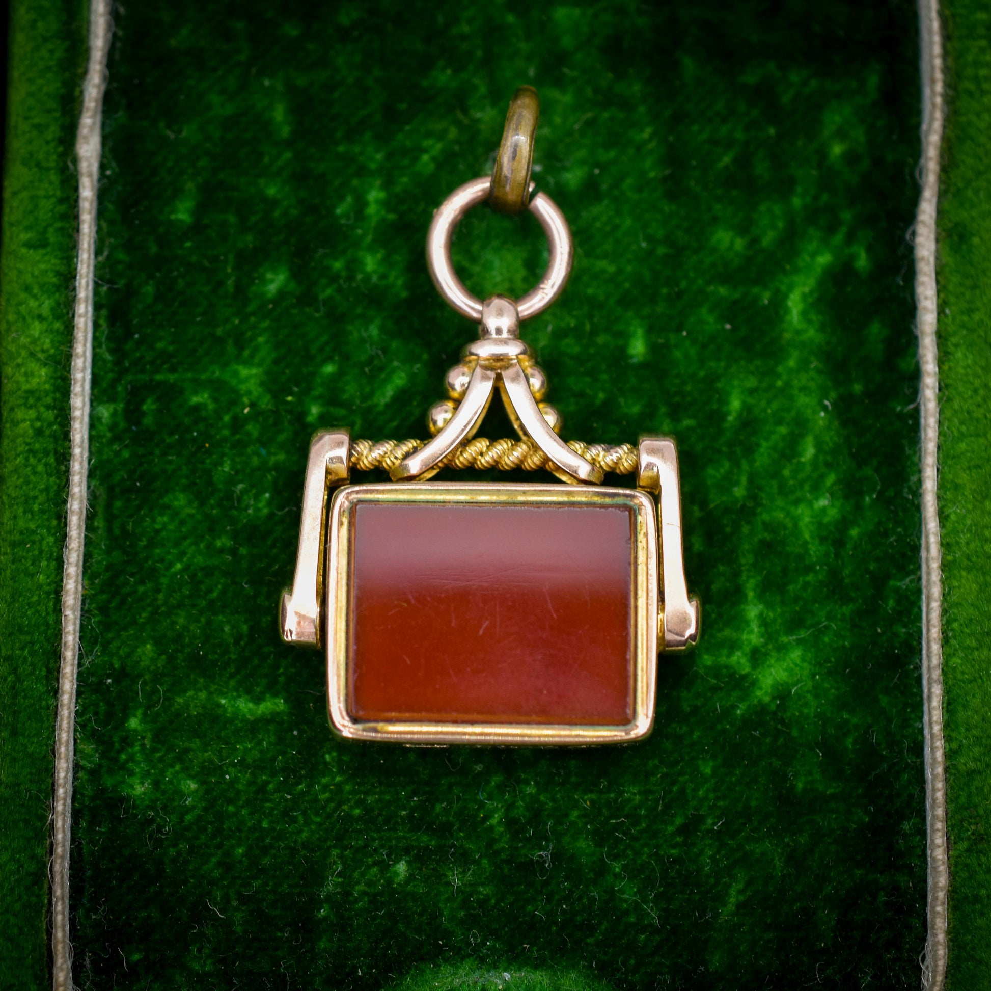 Antique Bloodstone and Carnelian 9ct Gold Spinning Swivel Fob Pendant | Dated 1917
