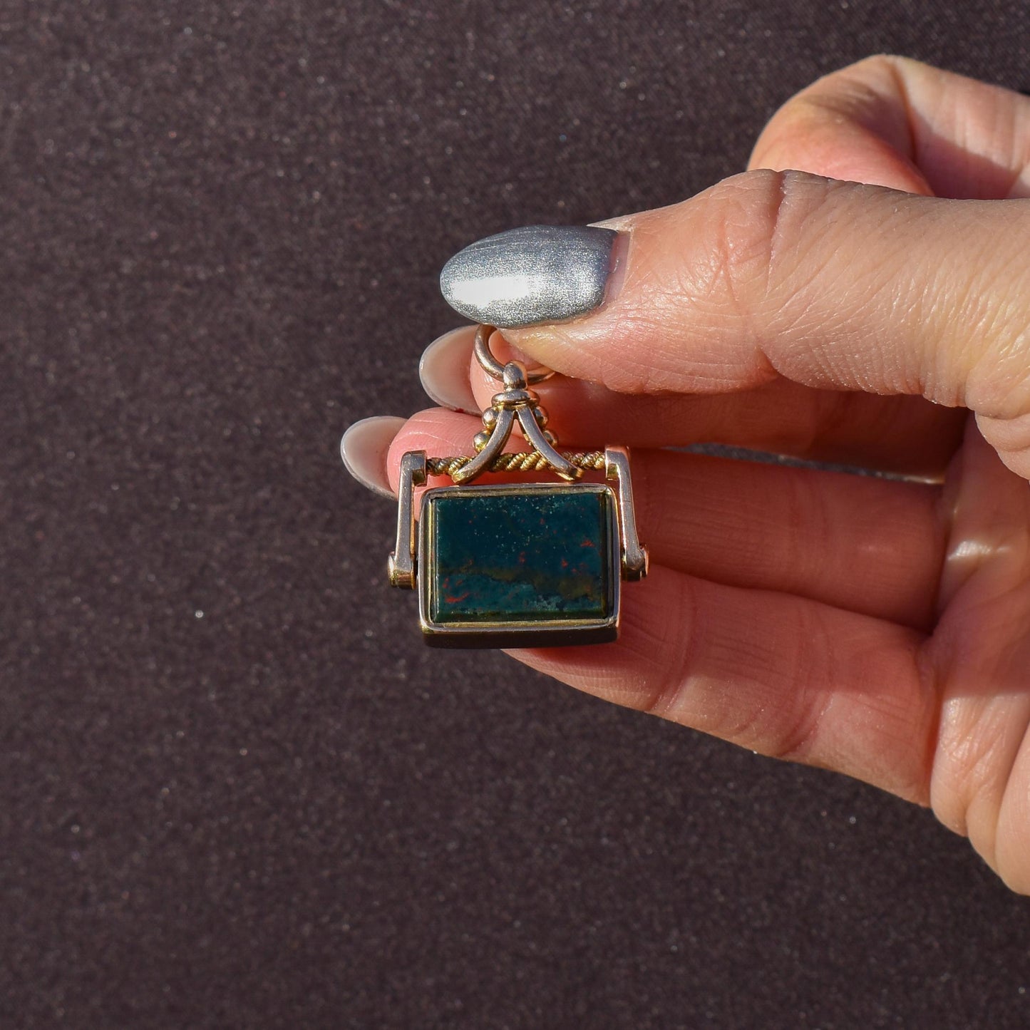 Antique Bloodstone and Carnelian 9ct Gold Spinning Swivel Fob Pendant | Dated 1917