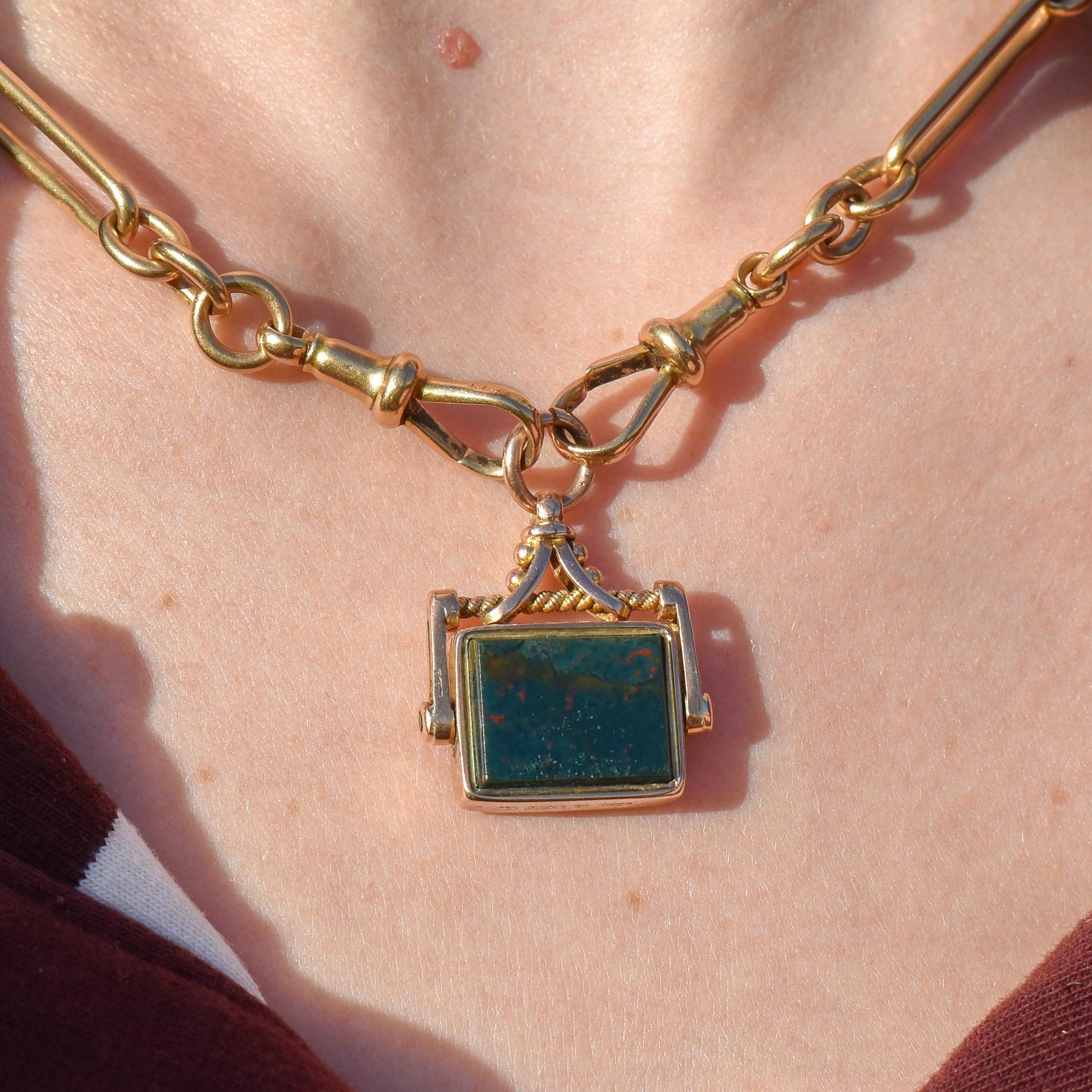 Antique Bloodstone and Carnelian 9ct Gold Spinning Swivel Fob Pendant | Dated 1917