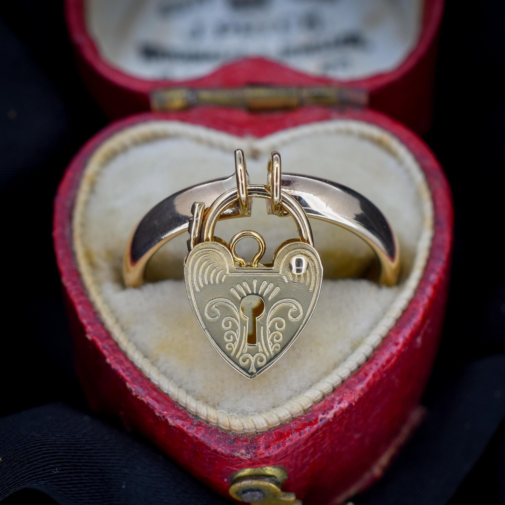 Vintage Heart Padlock Drop 9ct Yellow Gold Band Ring | Birmingham 1934
