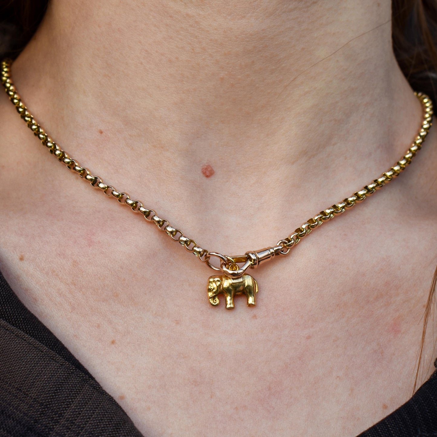 Vintage 9ct Yellow Gold Elephant Animal Charm Pendant | Dated 1967