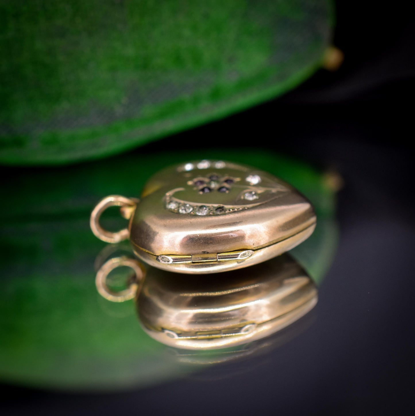Antique 9ct Gold Floral Paste Heart Locket Pendant