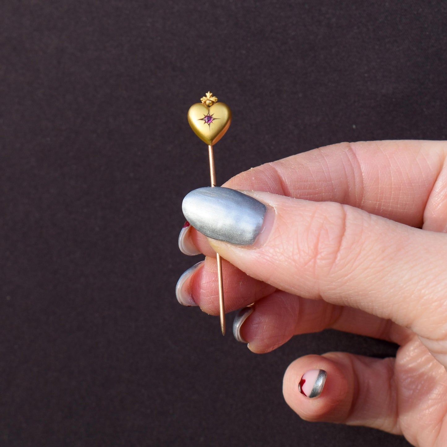 Antique Ruby Heart 9ct Gold Stick Pin