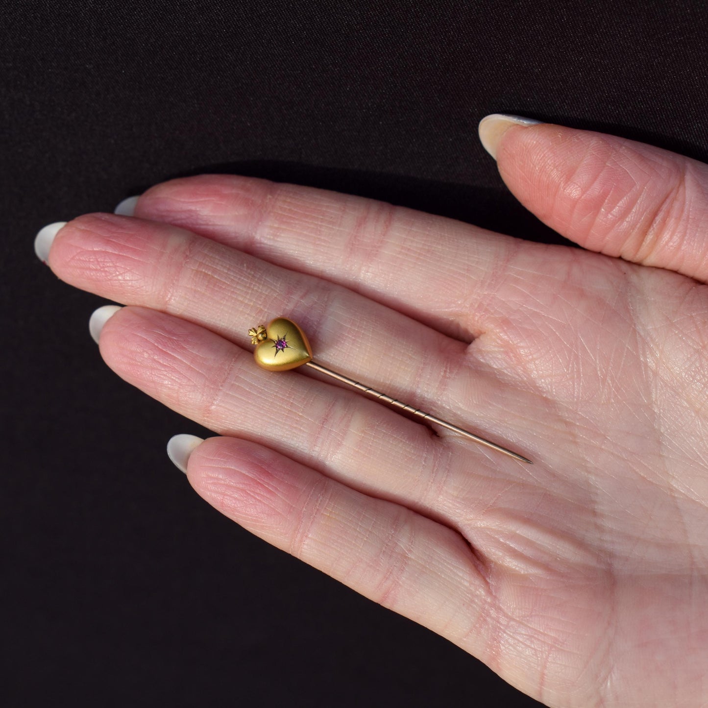 Antique Ruby Heart 9ct Gold Stick Pin