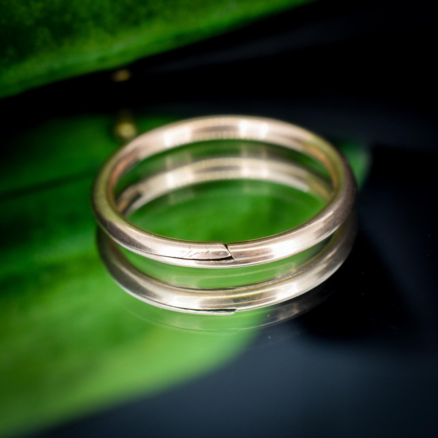 Antique Large 9ct Gold Split Ring, 27mm