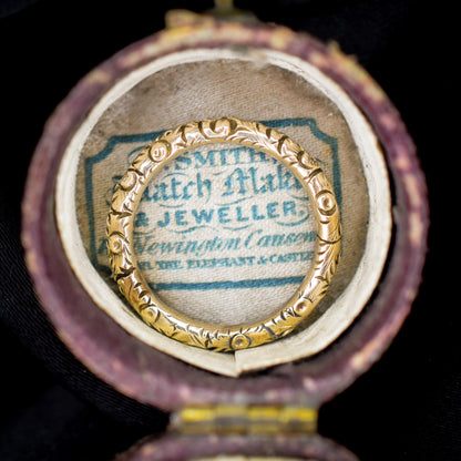 Antique Georgian 9ct Gold Engraved Split Ring, 17mm