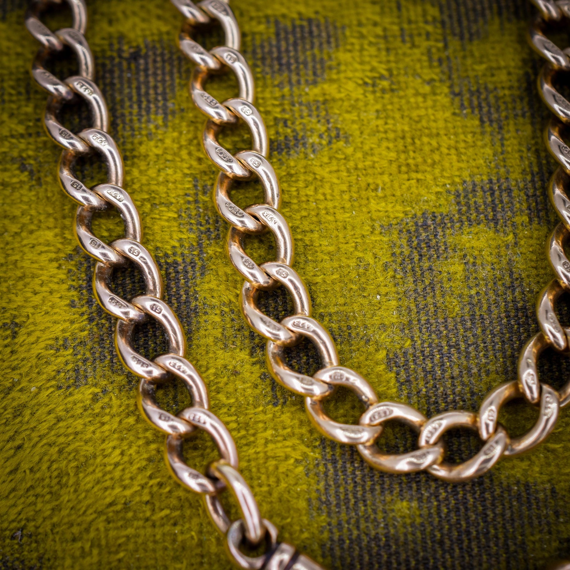 Antique 15ct Gold Curb Link Double Dog Clip Chain Necklace | 16.8"