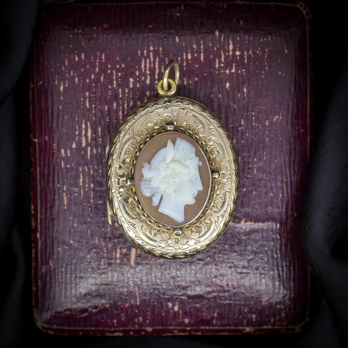 Antique 9ct Gold Engraved Oval Carved Cameo Locket Pendant