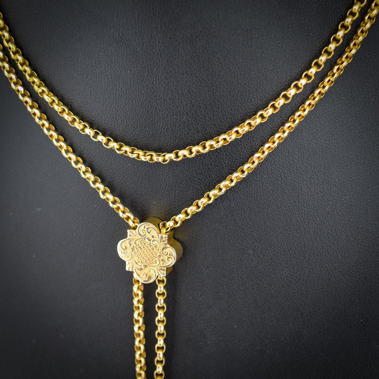 Antique 15ct Gold Chain Necklace with Engraved Slider and Hook | 32"