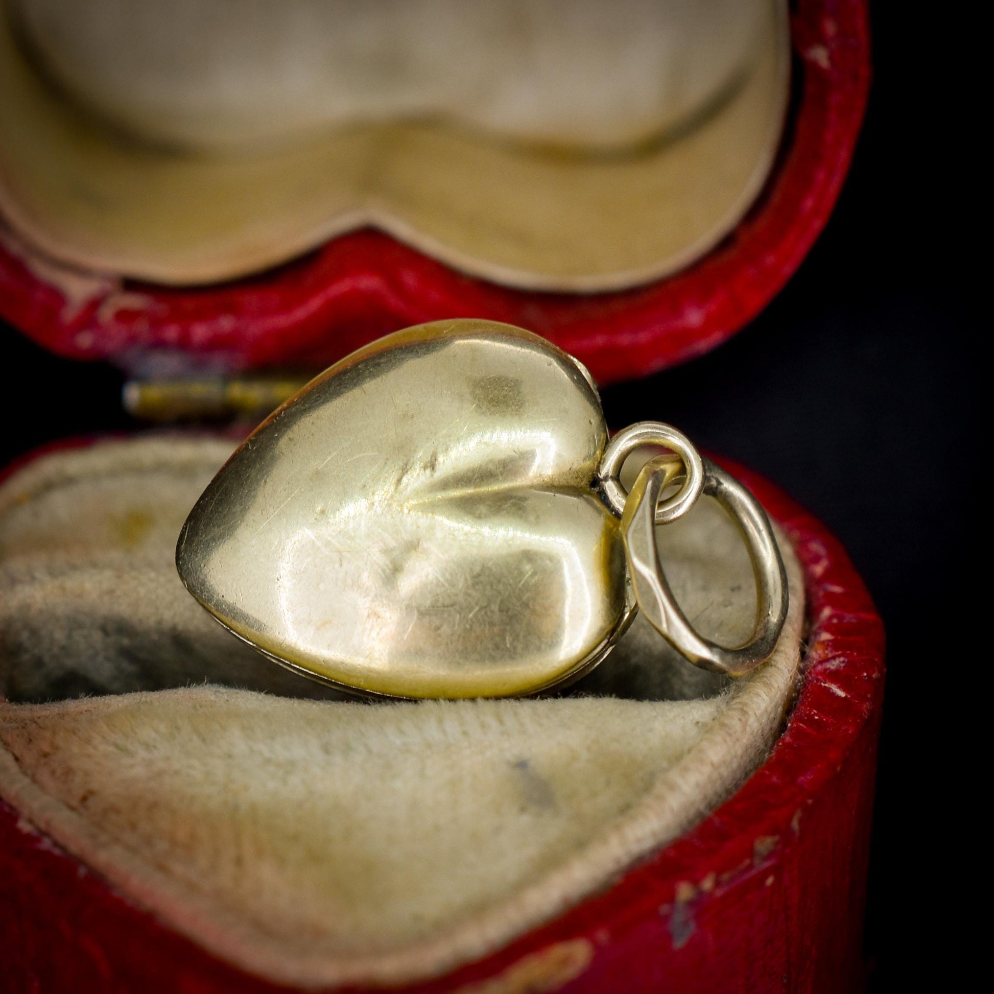 Antique Victorian 9ct Gold Fancy Heart Locket Pendant