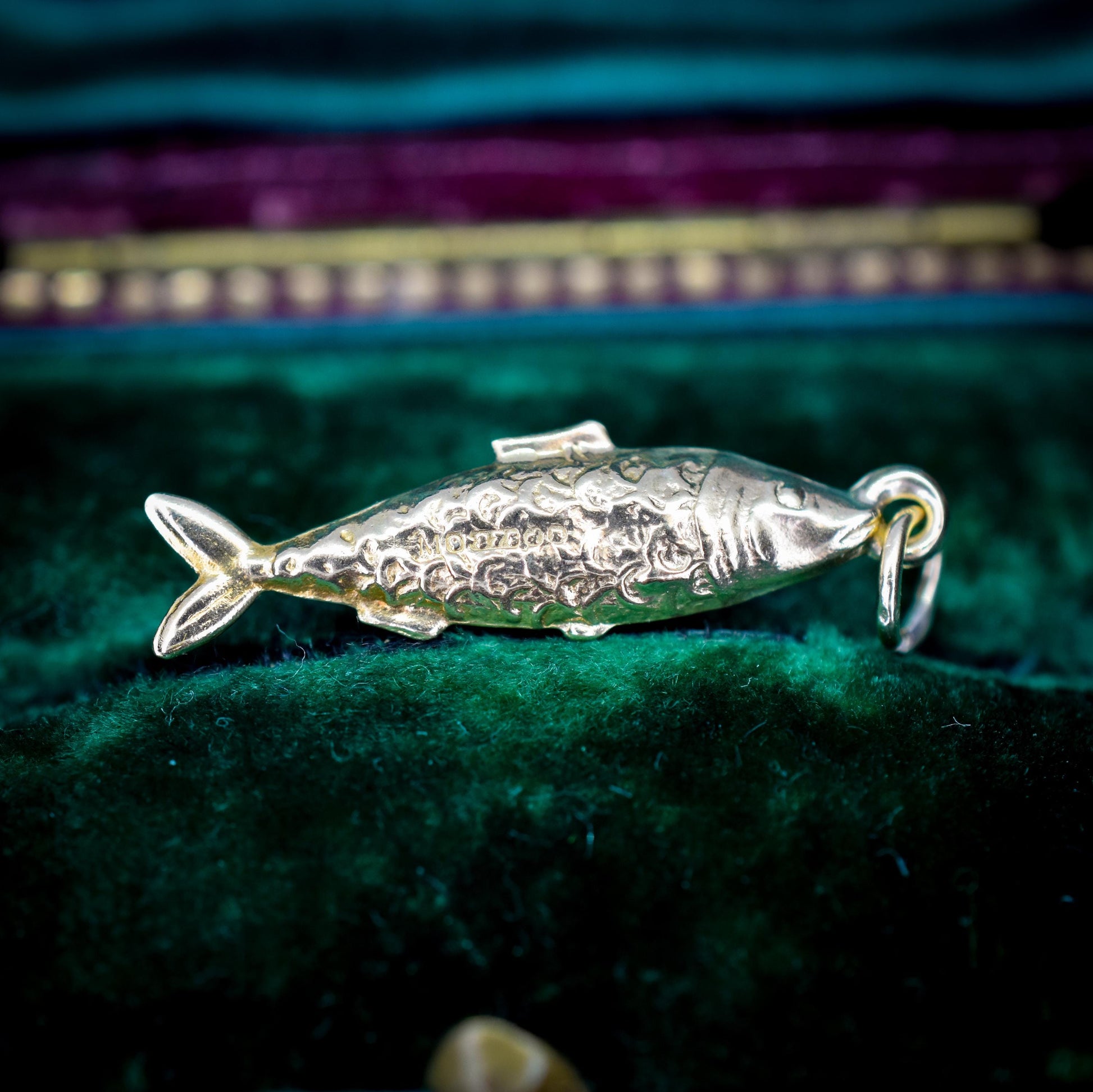 Vintage 9ct Gold Fish Charm | Dated 1959
