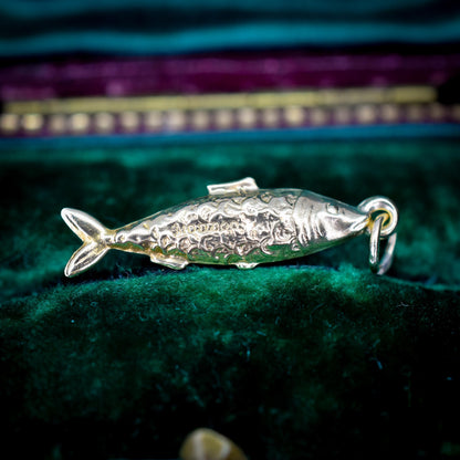 Vintage 9ct Gold Fish Charm | Dated 1959