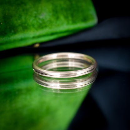 Antique Large 9ct Gold Split Ring, 27mm