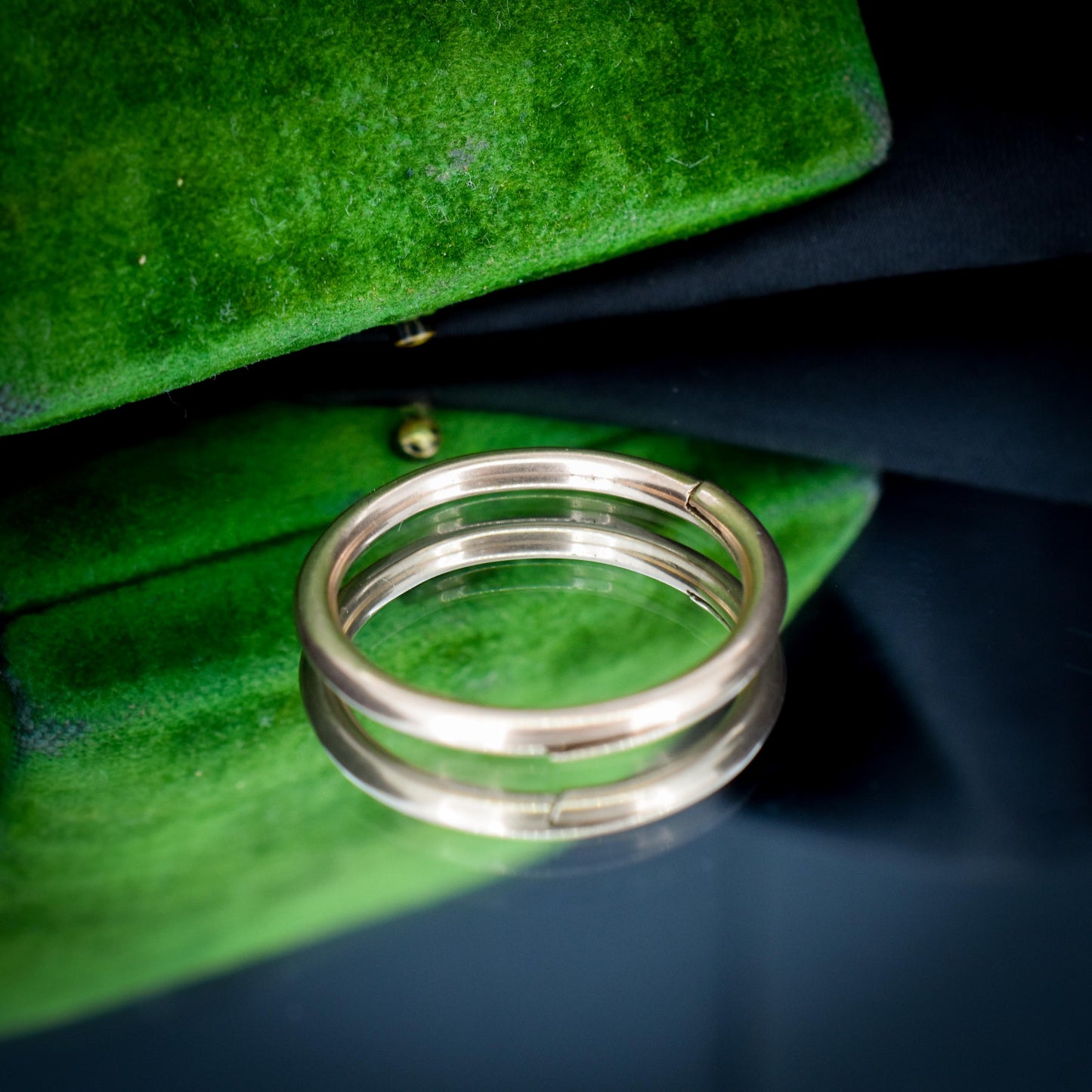 Antique Large 9ct Gold Split Ring, 27mm