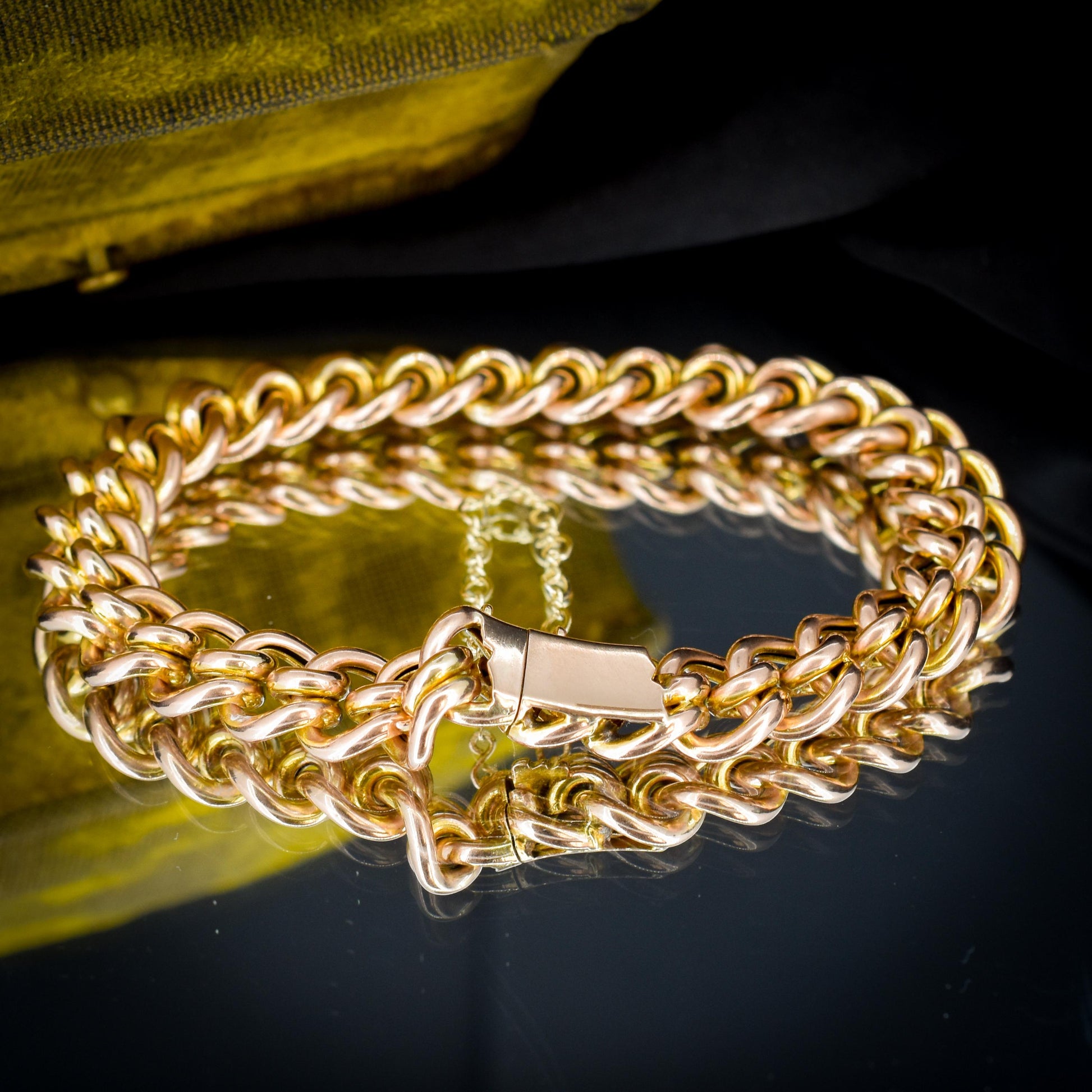 Antique 9ct Gold Concealed Clasp Curb Bracelet | 7"