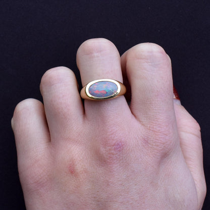 1.50ct Black Opal Solitaire 18ct Yellow Gold Signet Ring - 7.8g