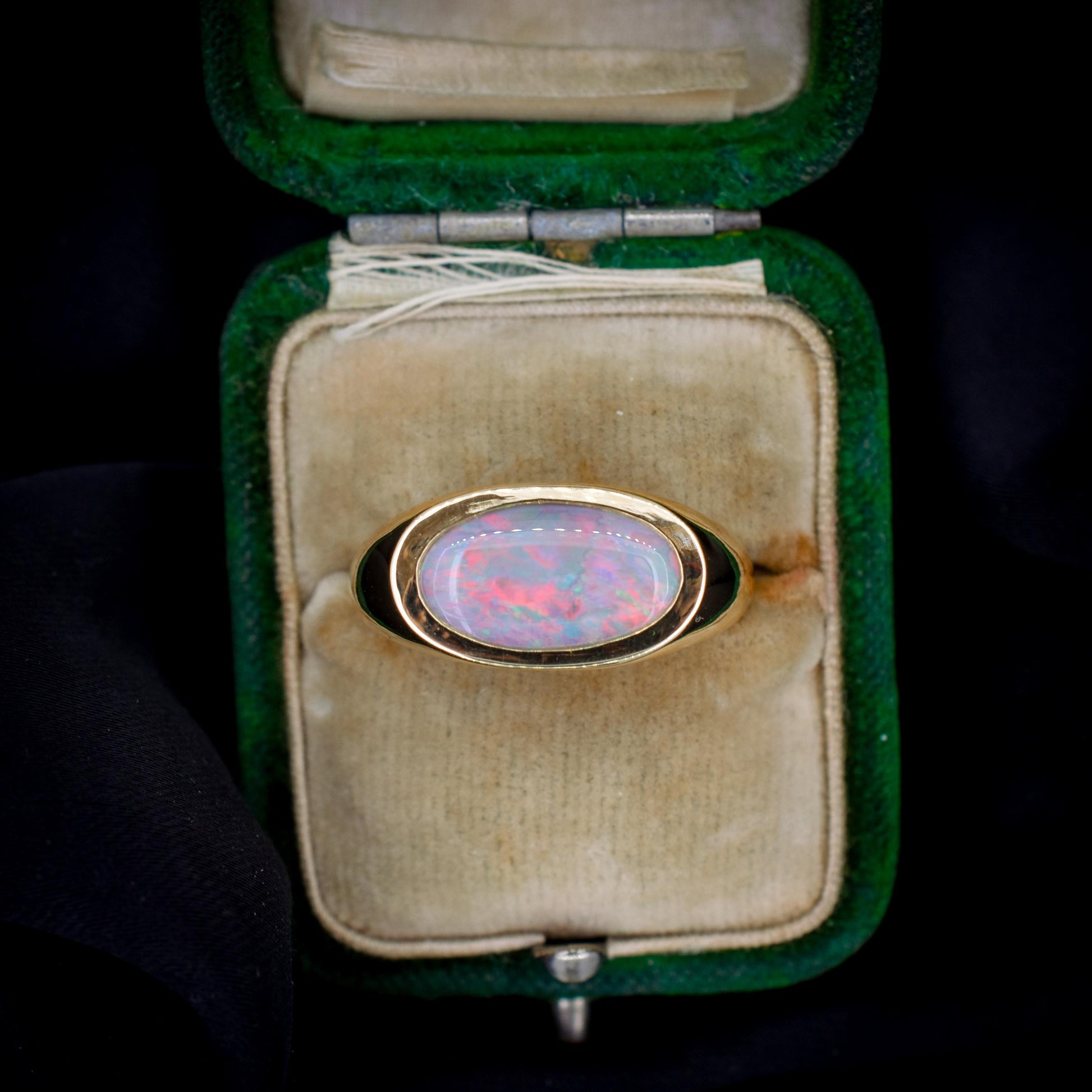 1.50ct Black Opal Solitaire 18ct Yellow Gold Signet Ring - 7.8g