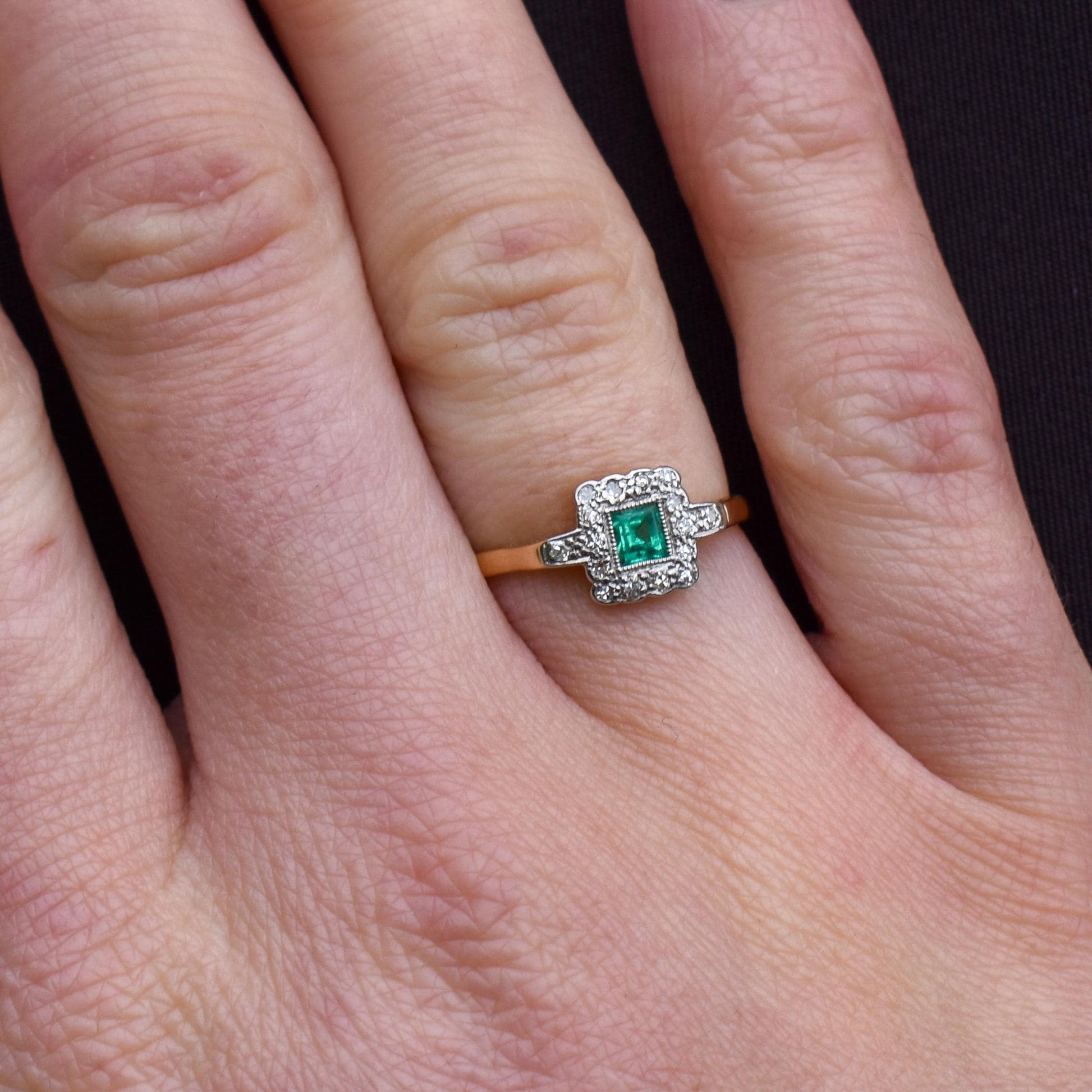 Art Deco Emerald and Diamond Square Cluster Halo 18ct Gold Ring