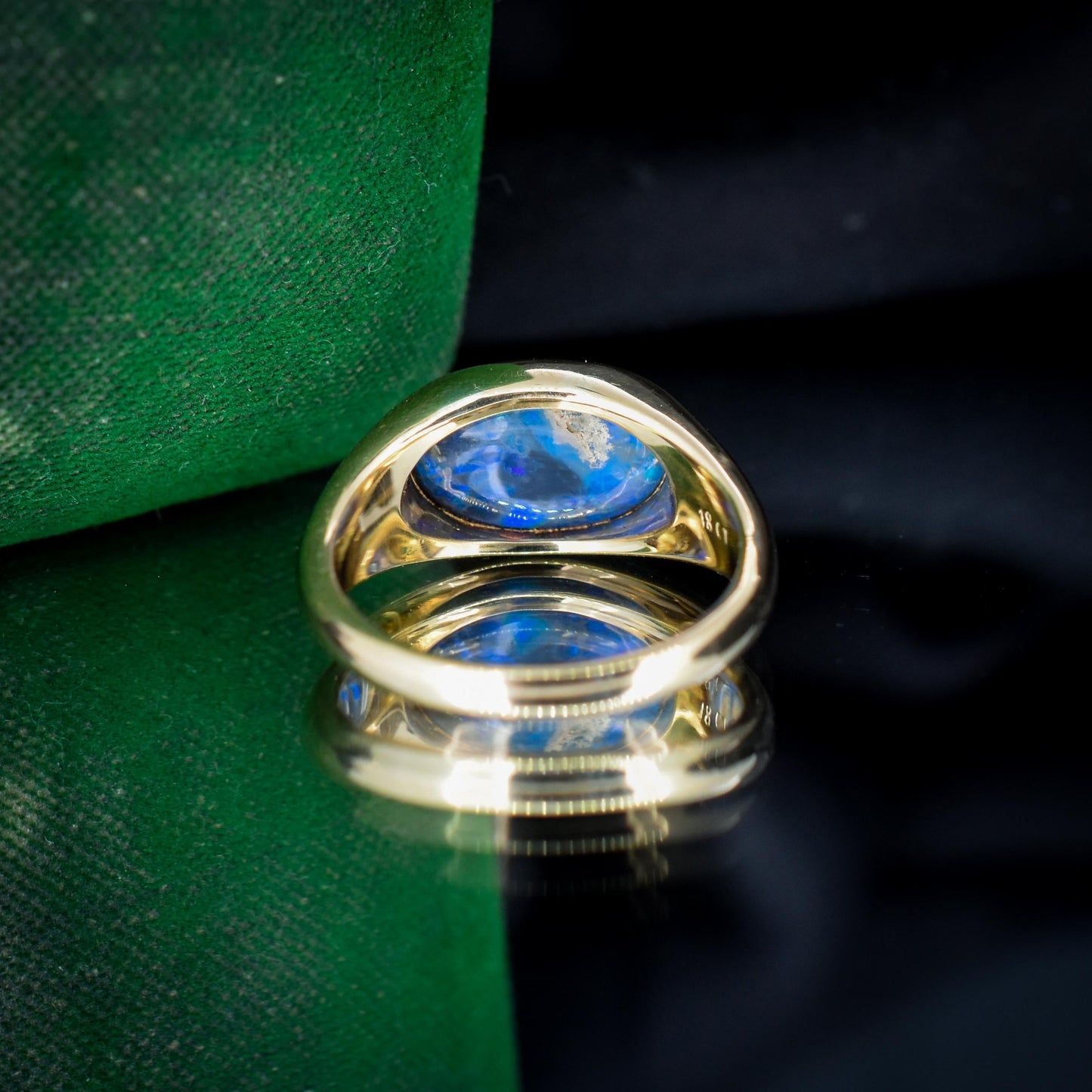 2.35ct Black Opal Solitaire 18ct Yellow Gold Signet Ring - 7.2g