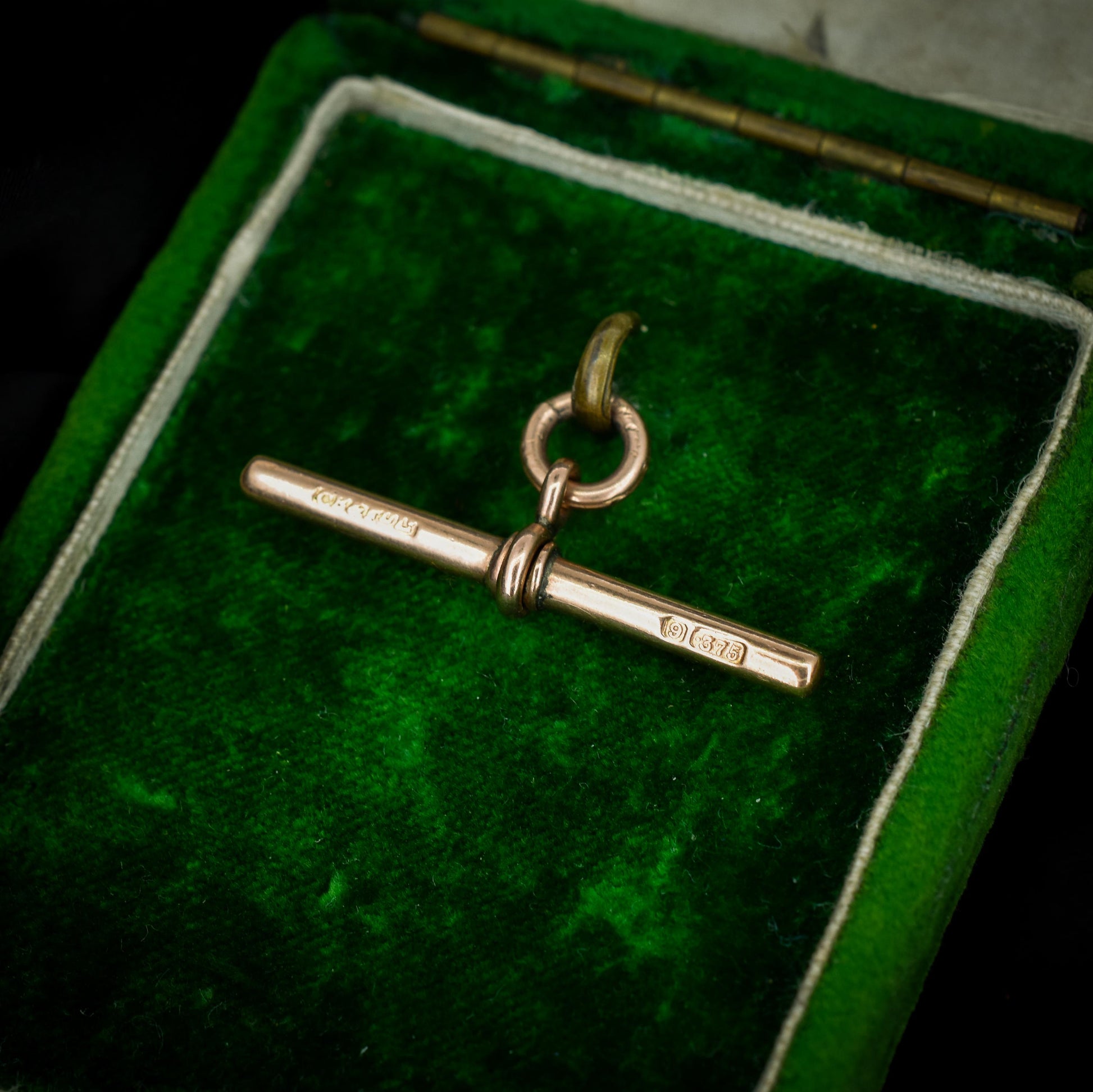 Antique 9ct Gold T-Bar Pendant Charm