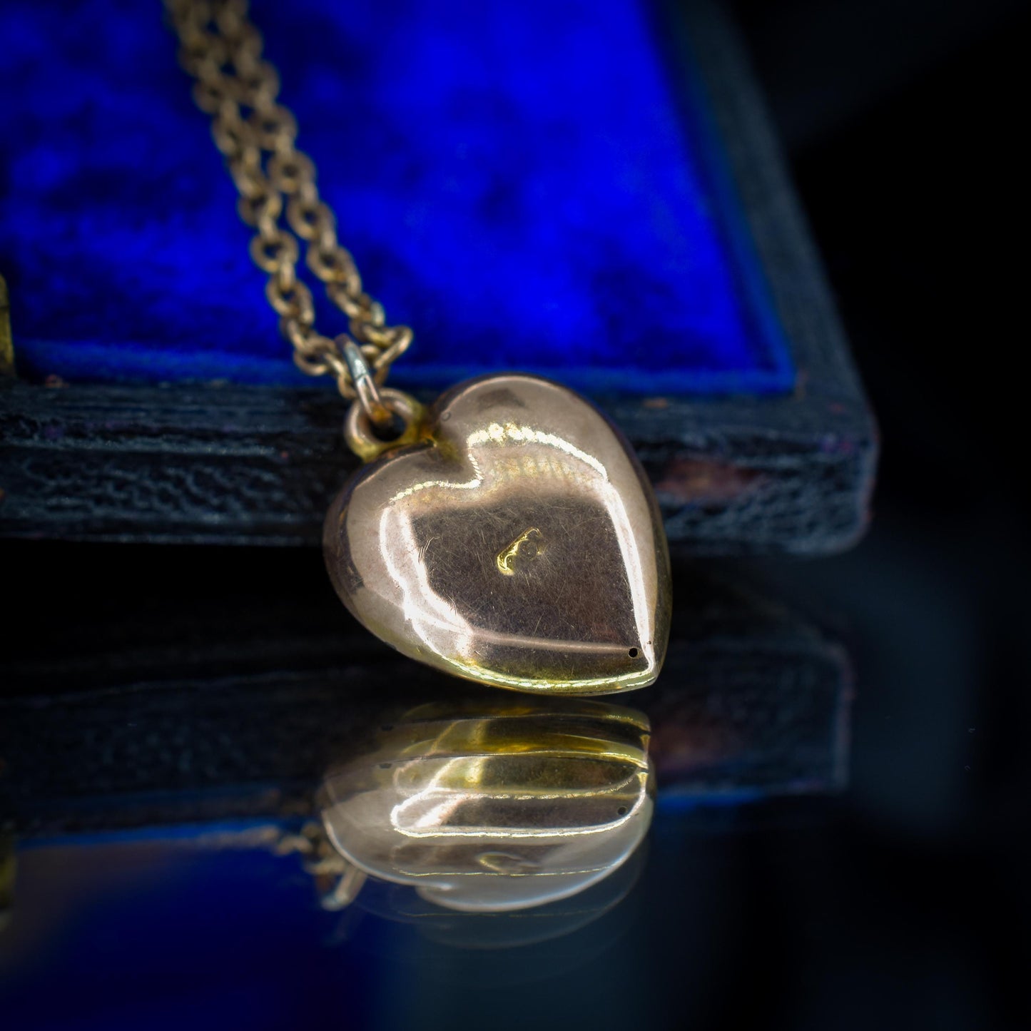 Antique 9ct Gold Heart Pendant Chain Necklace | 16"