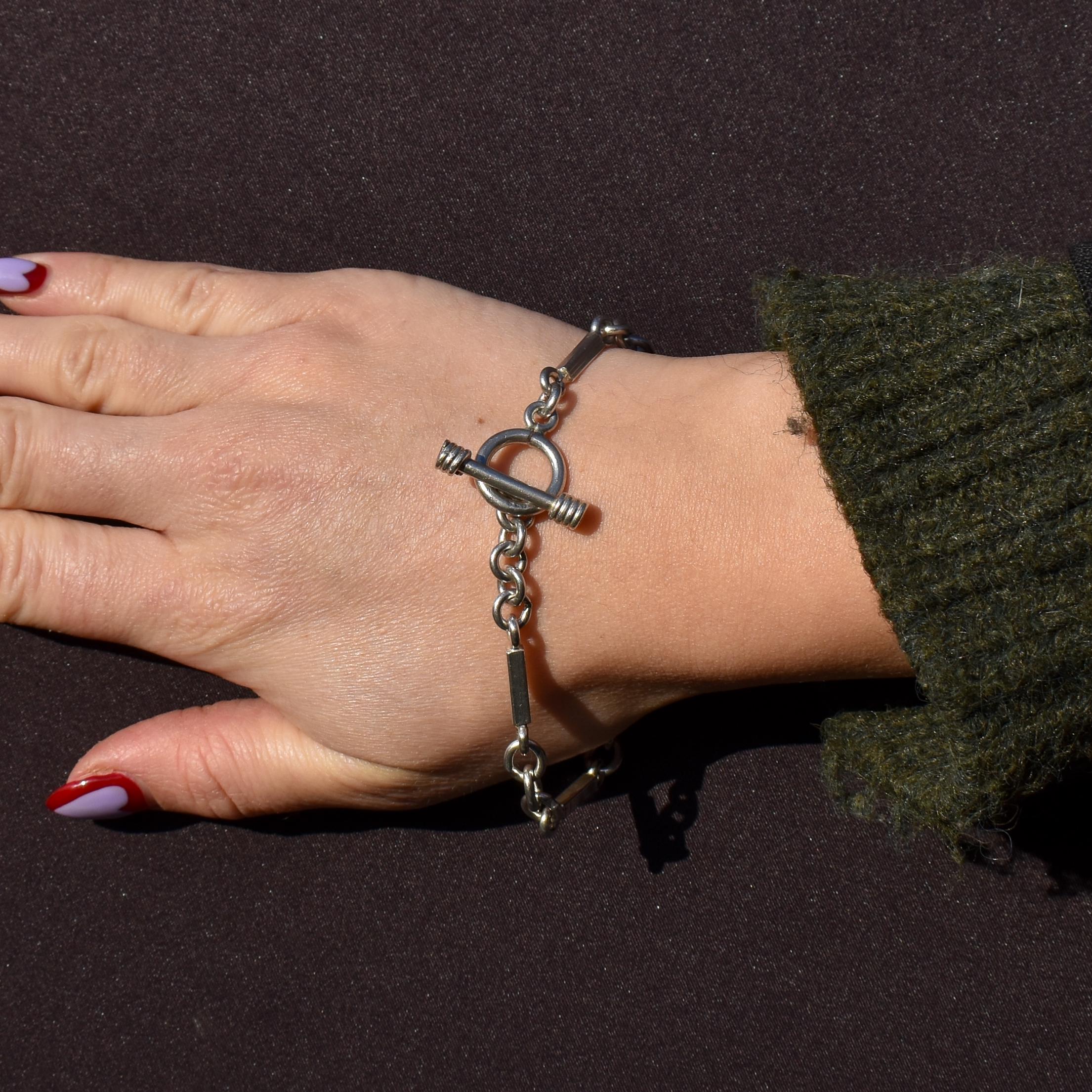 アクセサリー Silver Oval Link Chain Bracelet Vintage Vintage Silver Oval and Fancy Bar Link Toggle T-Bar Chain Bracelet