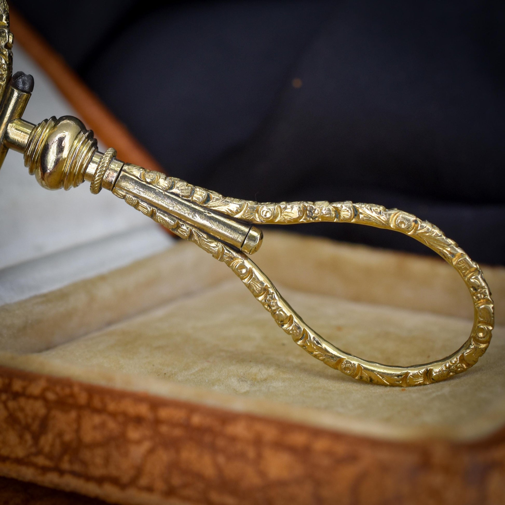 Antique Quizzing Magnifying Glass Rolled Gold Pendant | Georgian