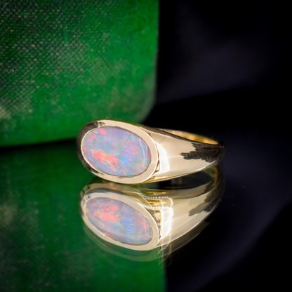 1.50ct Black Opal Solitaire 18ct Yellow Gold Signet Ring - 7.8g