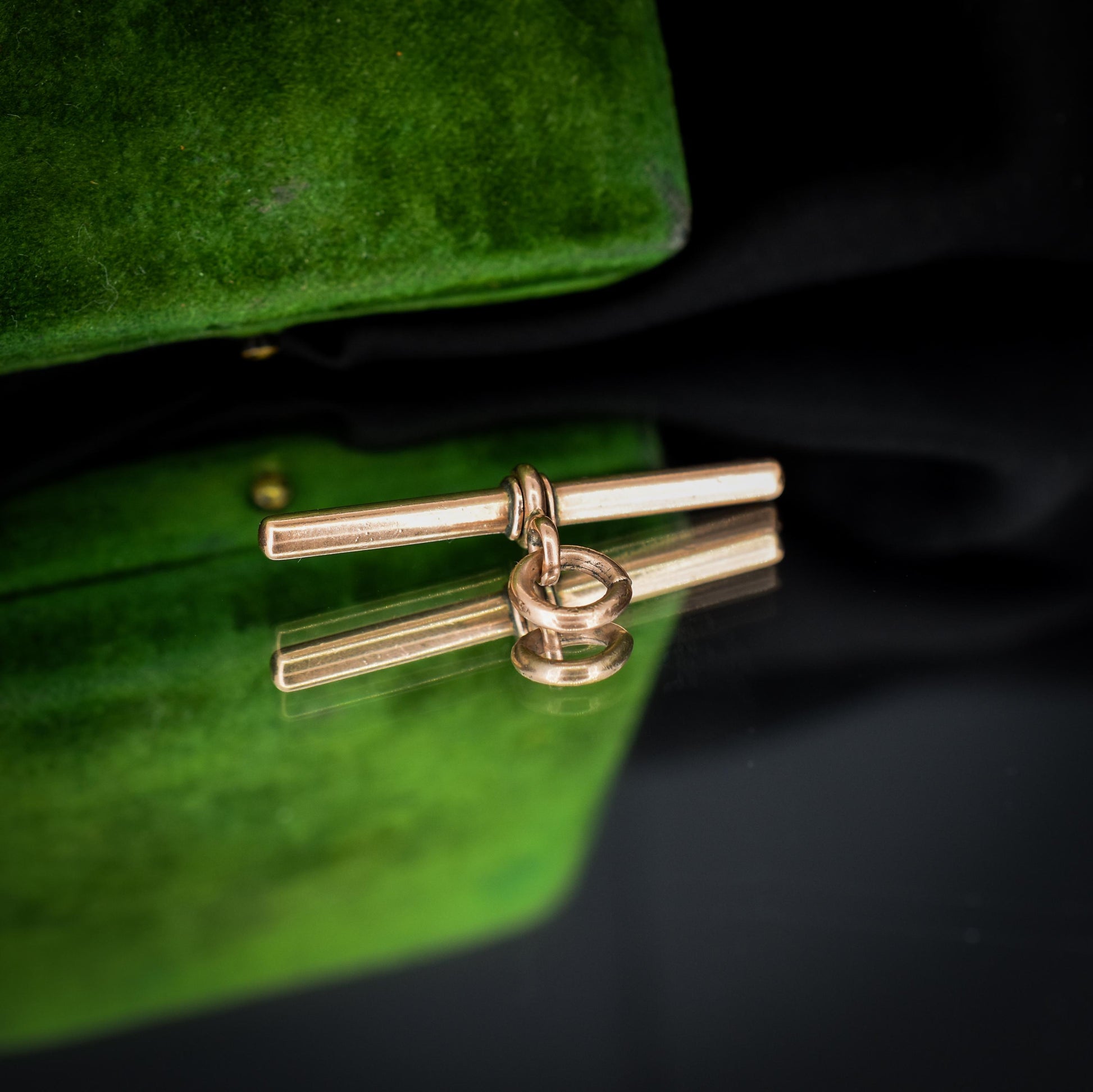 Antique 9ct Gold T-Bar Pendant Charm