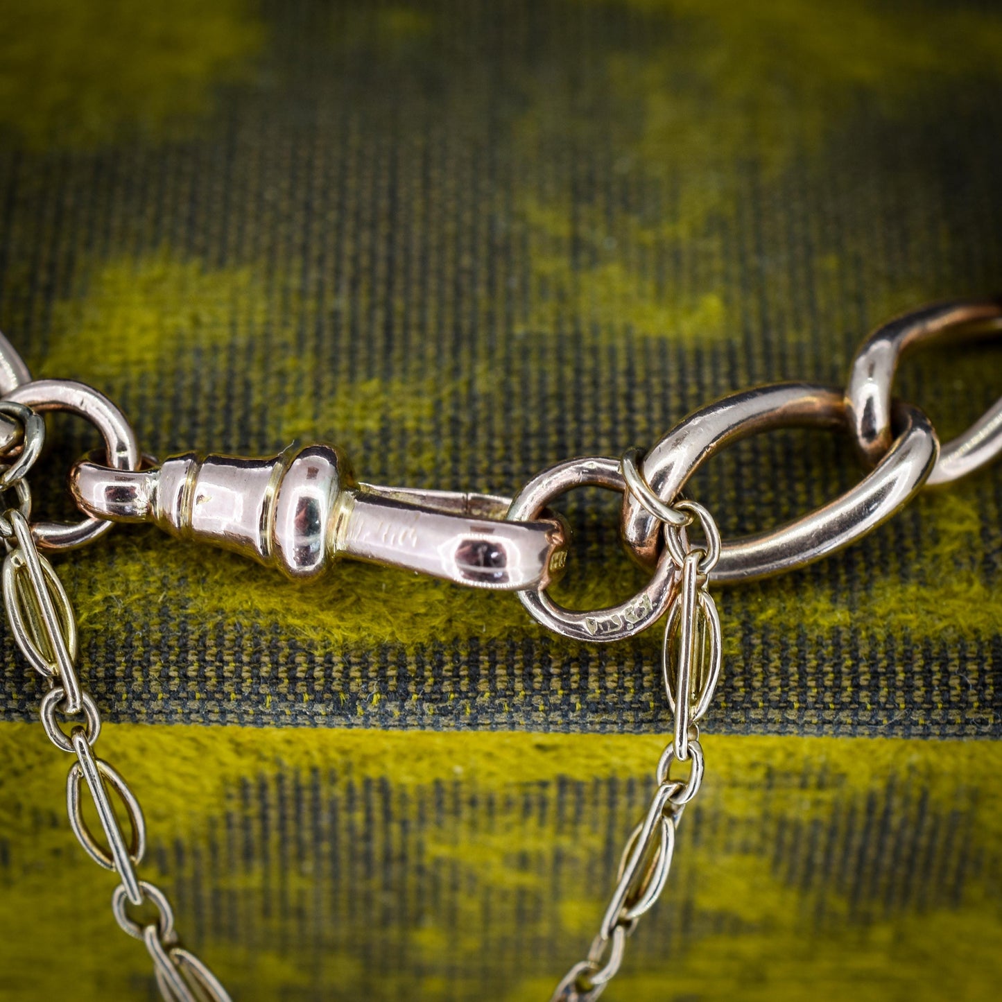 Antique 9ct Gold Twisted Open Curb Link Bracelet with Dog Clip | 8"