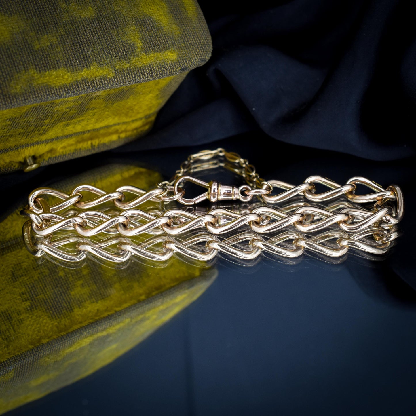 Antique 9ct Gold Twisted Open Curb Link Bracelet with Dog Clip | 8"