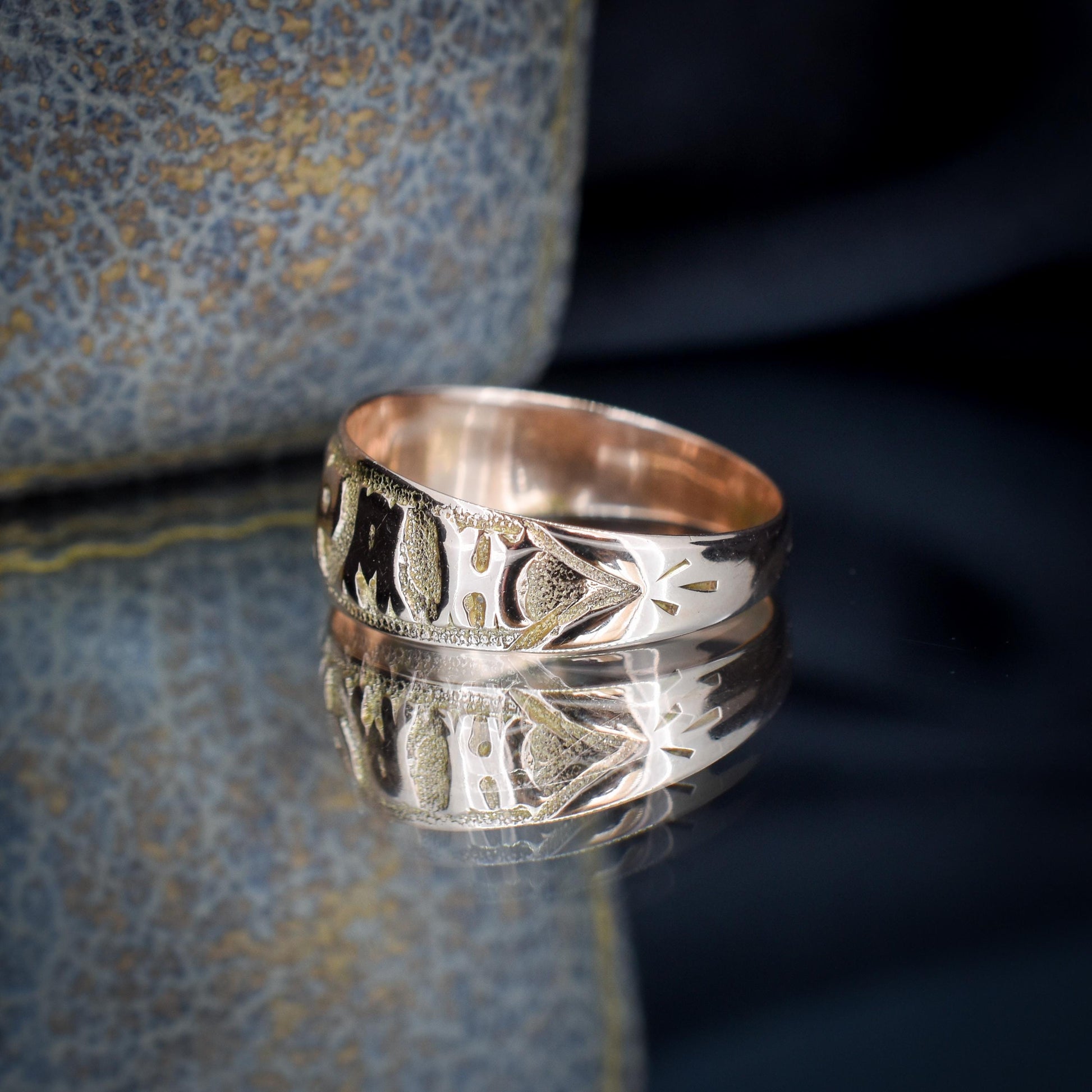 Antique Mizpah 9ct Gold Wide Band Ring | Birmingham 1918