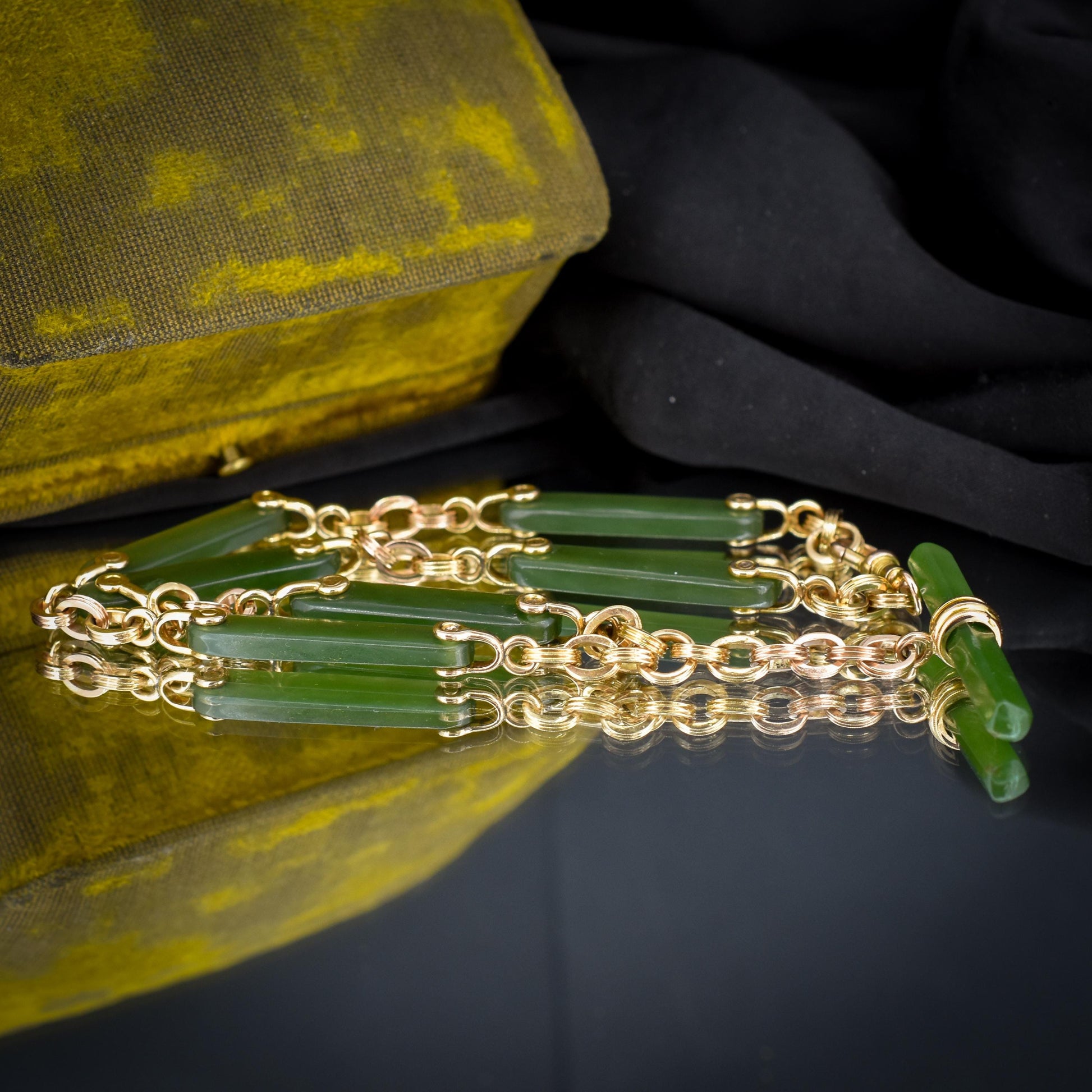 Vintage 14ct Yellow Gold Fancy Link Nephrite Albert Chain Necklace with T Bar | 15.5"