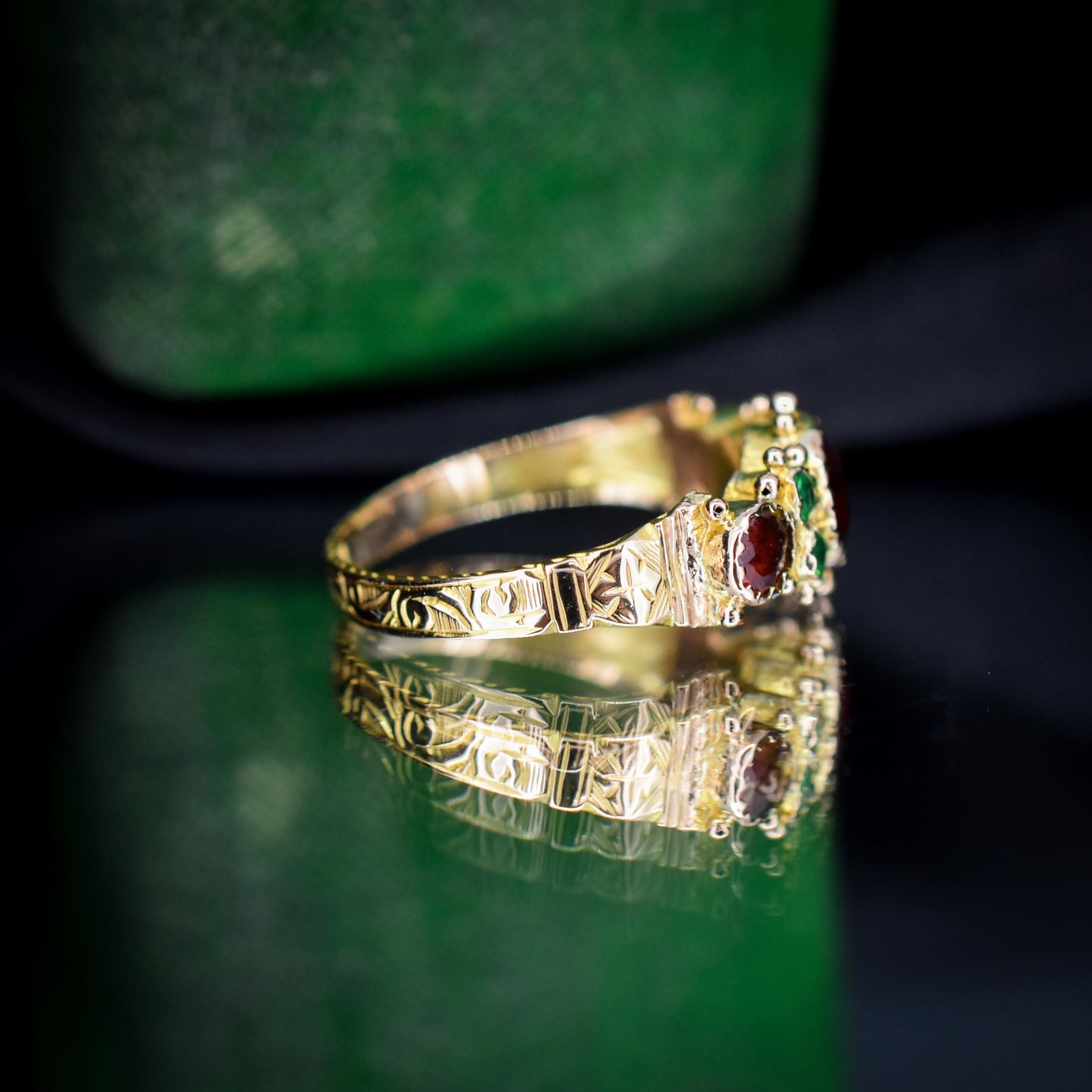 Antique Garnet and Emerald 15ct Gold Scroll Ring | Dated 1887