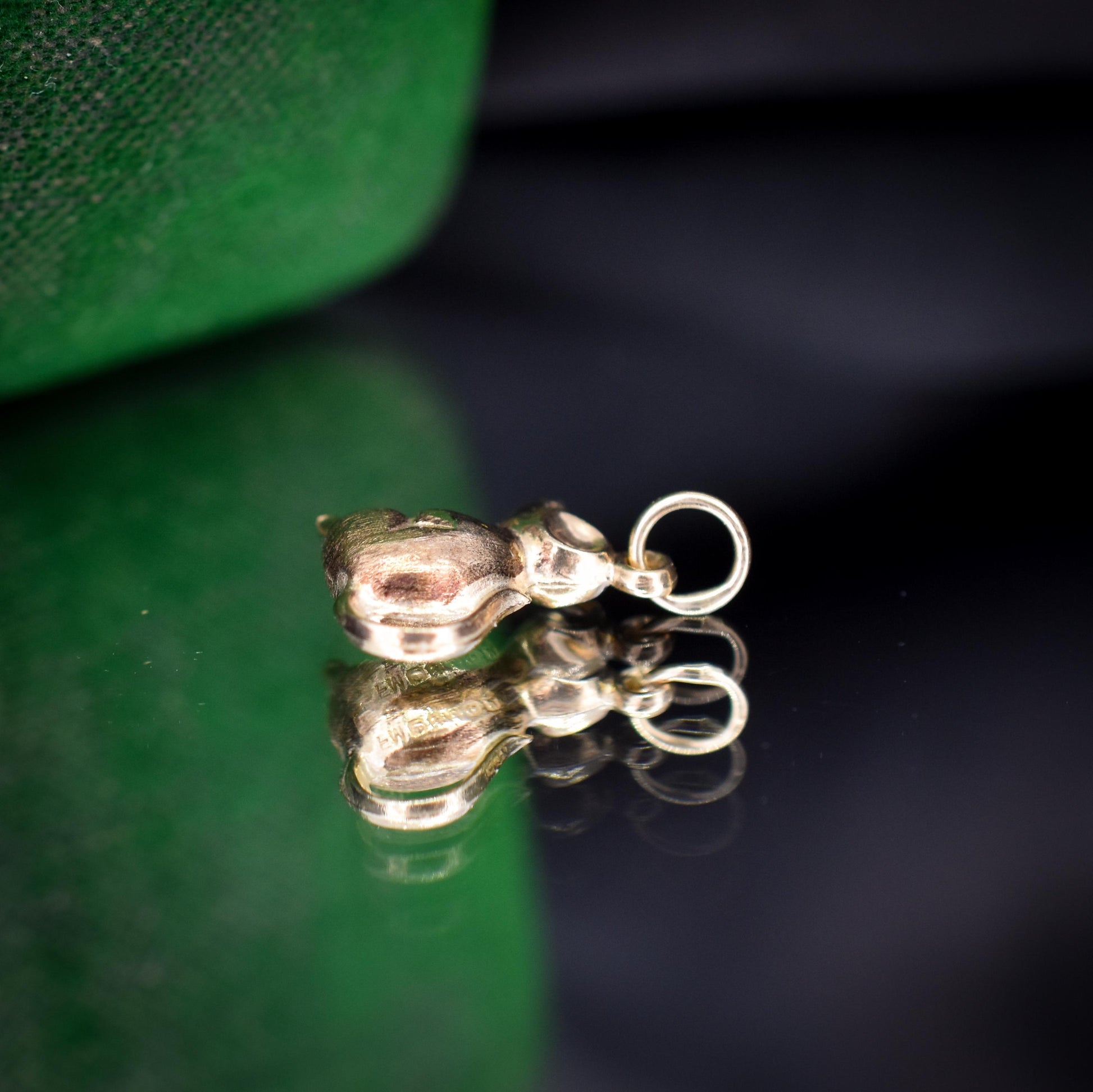 Vintage 9ct Gold Mouse Charm Pendant