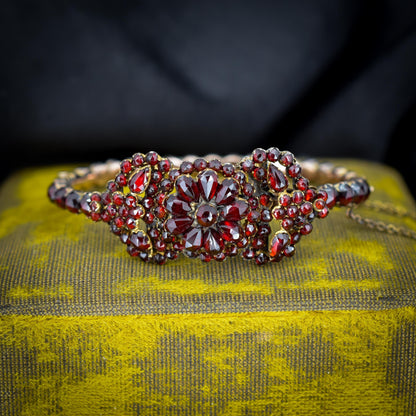 Antique Victorian Bohemian Flower Garnet Bracelet | Circa.1890