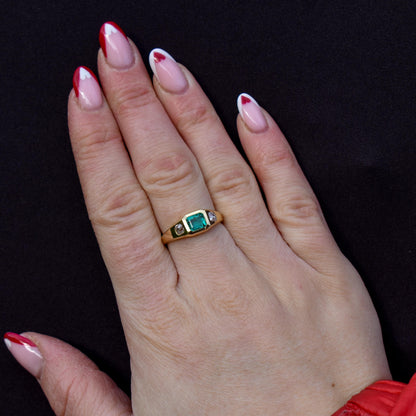Natural Emerald and Diamond Three Stone 18ct Gold Gypsy Band Ring