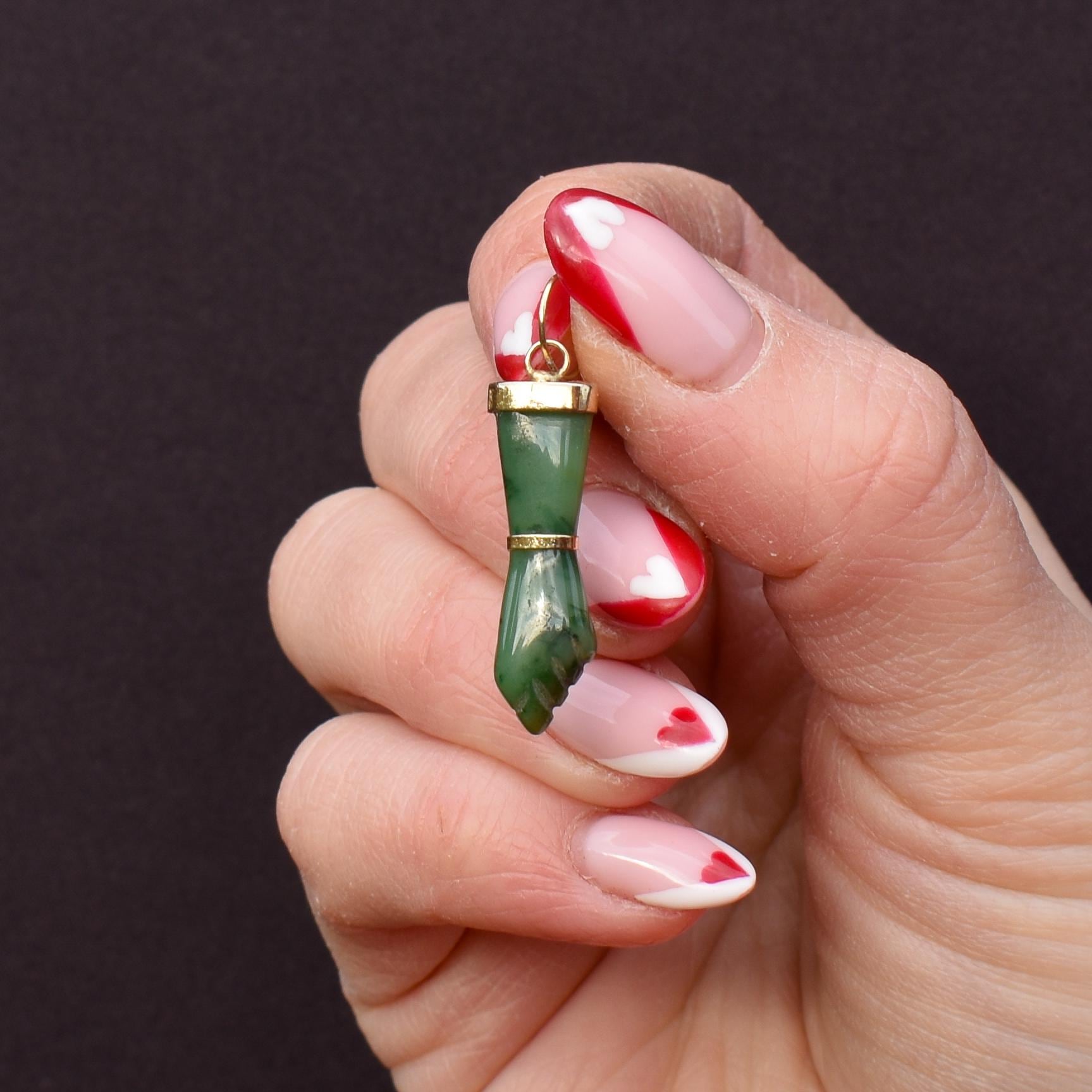 Vintage Green Jade Hand Mano Figa Pendant