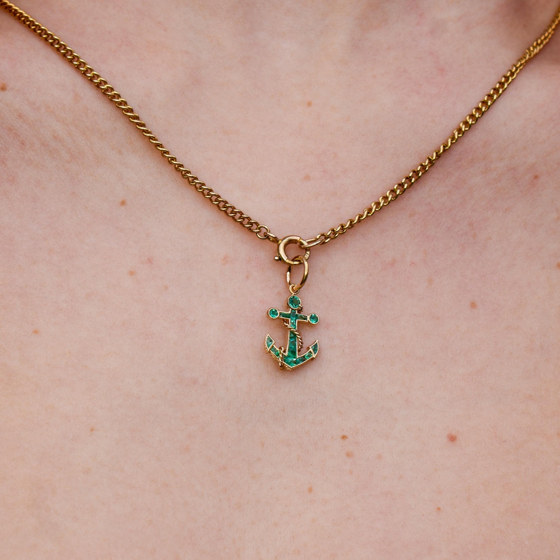 0.35ct Emerald Anchor Rope Nautical 18ct Yellow Gold Charm Pendant