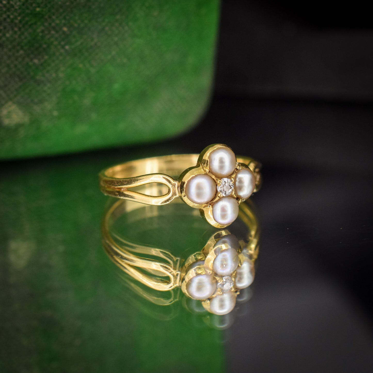 Antique Victorian Pearl and Old Cut Diamond 18ct Gold Ring