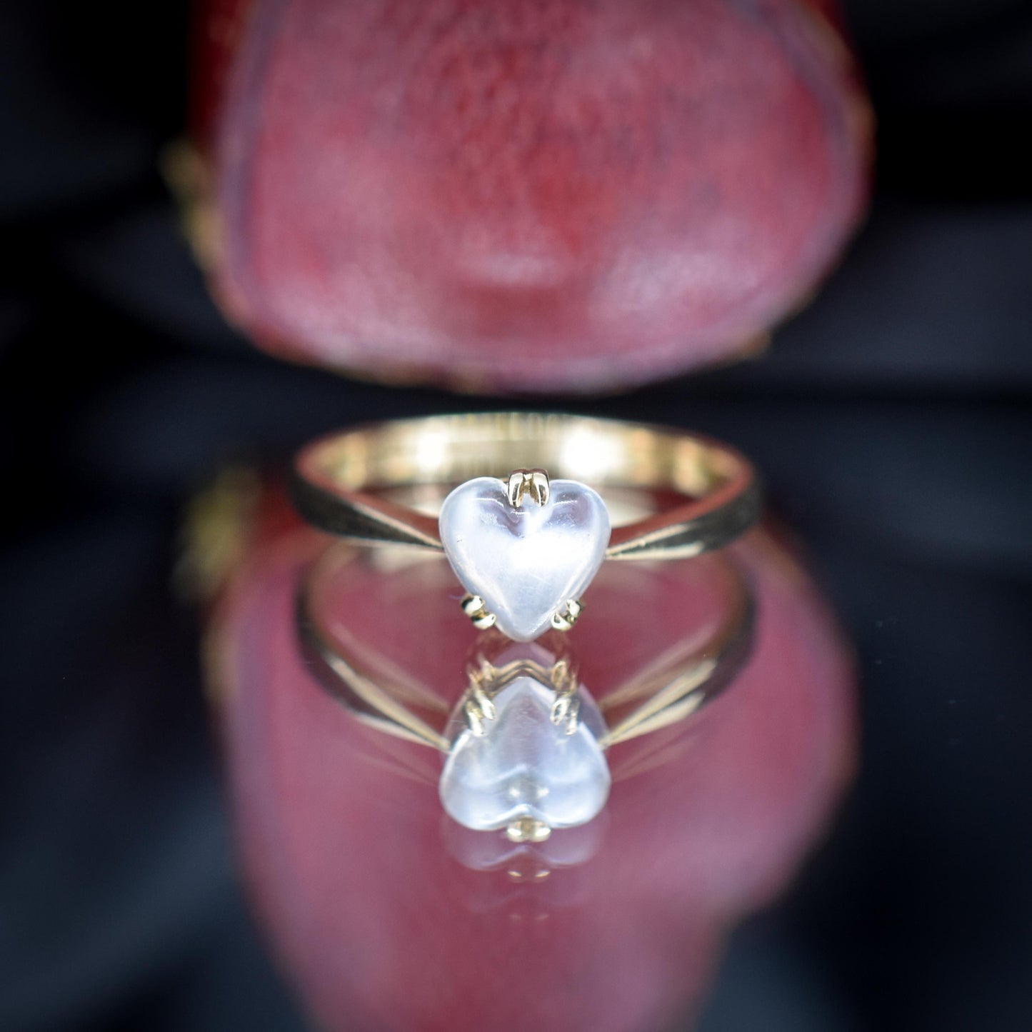 Antique Blue Moonstone Heart Solitaire 9ct Gold Ring