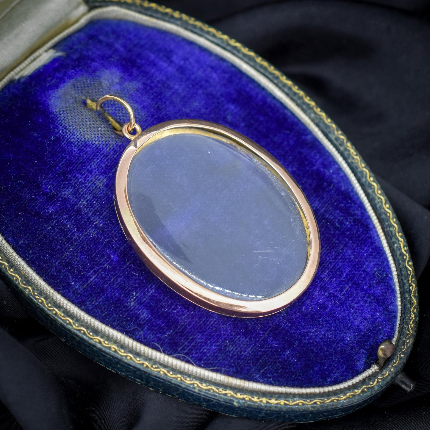 Antique Oval Glass 9ct Gold Photo Locket Pendant