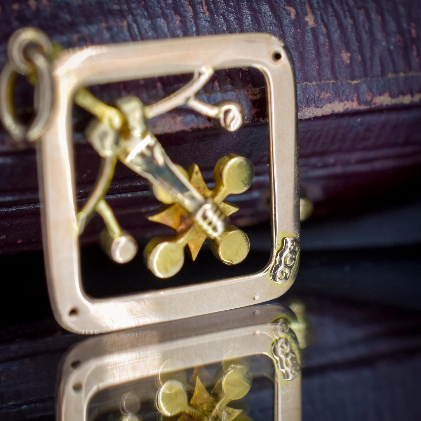 Antique 9ct Gold Pearl Floral Pendant