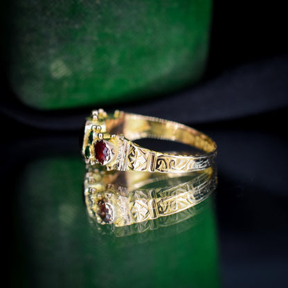 Antique Garnet and Emerald 15ct Gold Scroll Ring | Dated 1887