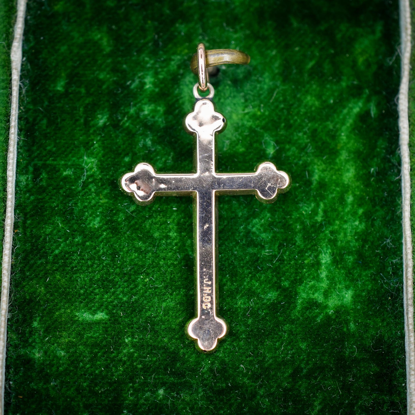 Antique Edwardian 9ct Gold Engraved Cross Pendant