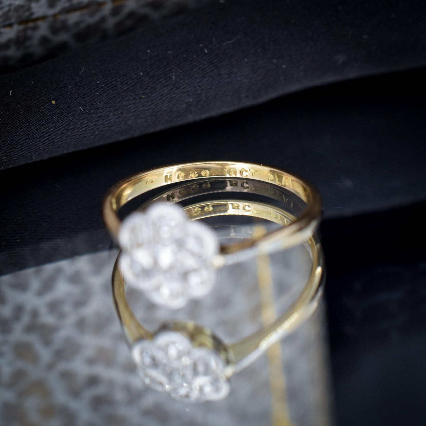 Antique Diamond Cluster Daisy Star 18ct Gold and Platinum Ring