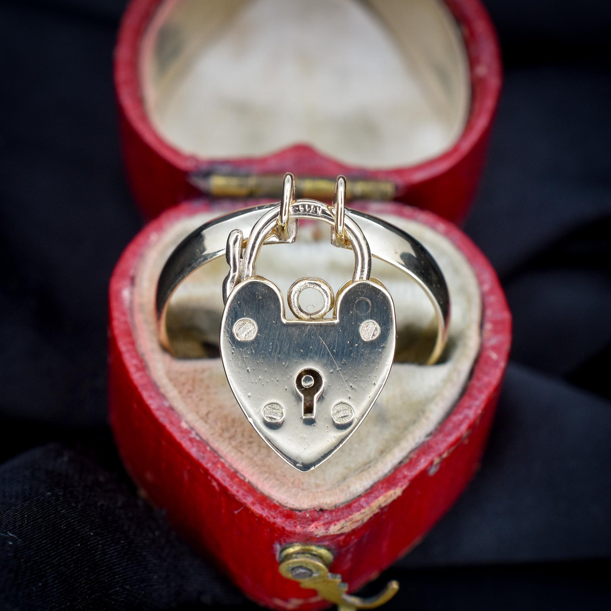 Vintage 'I LOVE YOU' Heart Padlock Drop 9ct Yellow Gold Band Ring