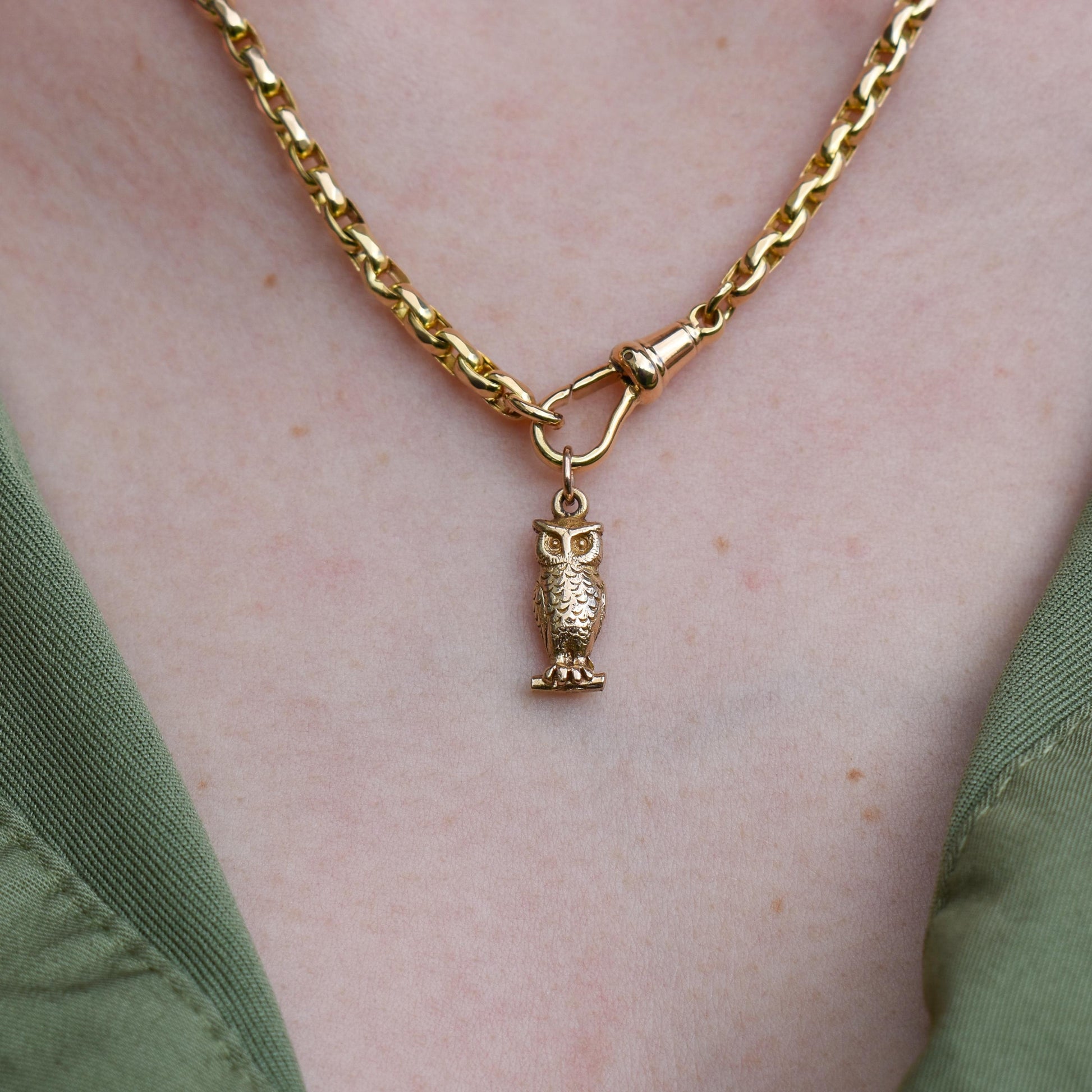 Vintage 9ct Gold Wise Owl Charm Pendant | Dated 1957